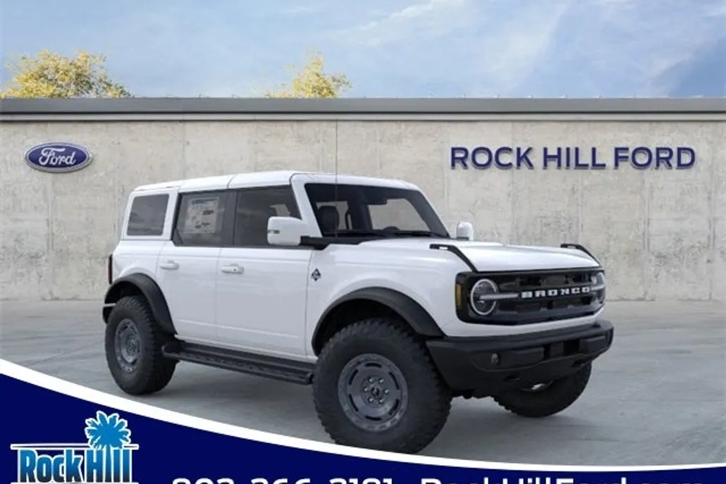 2025 Ford Bronco Outer Banks photo 1
