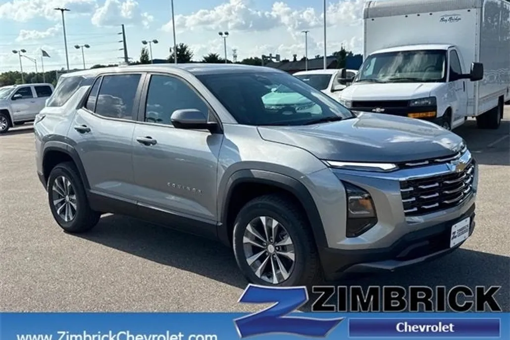 2026 Chevrolet Equinox LT photo 1