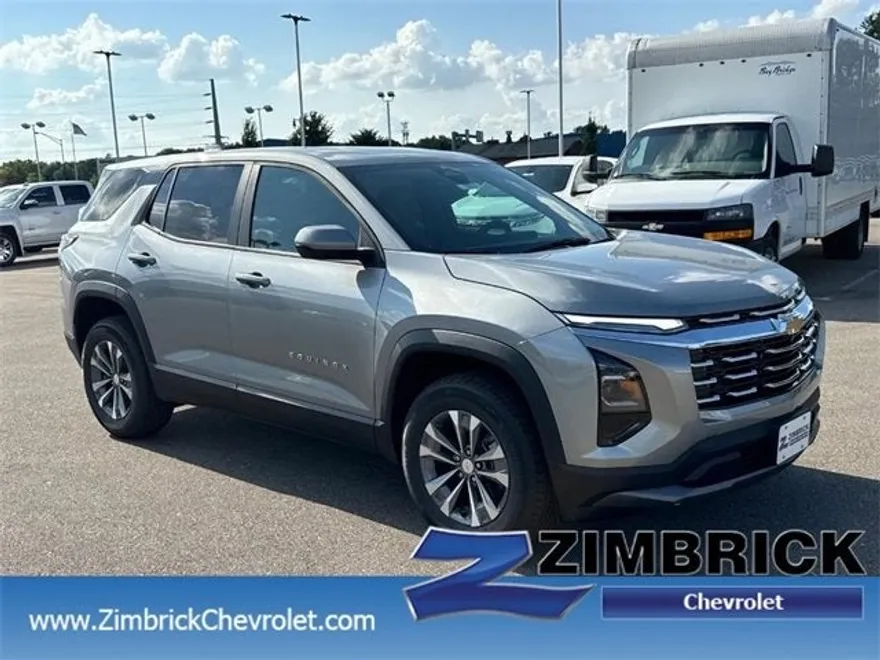 2026 Chevrolet Equinox LT photo 1