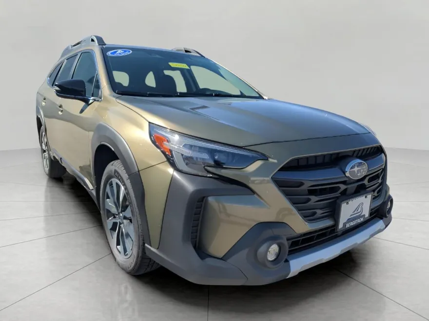 2023 Subaru Outback Limited photo 1