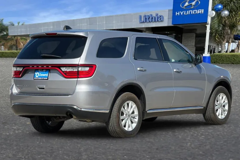 2020 Dodge Durango SXT photo 1