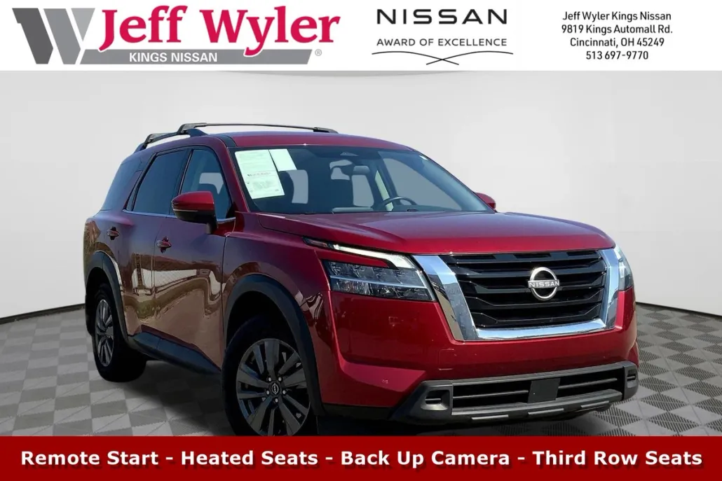 2022 Nissan Pathfinder SV photo 1