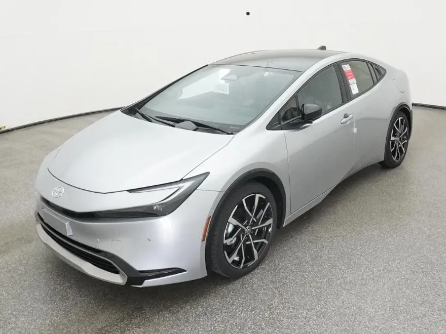 2026 Toyota Prius Plug-in Hybrid XSE Premium photo 1