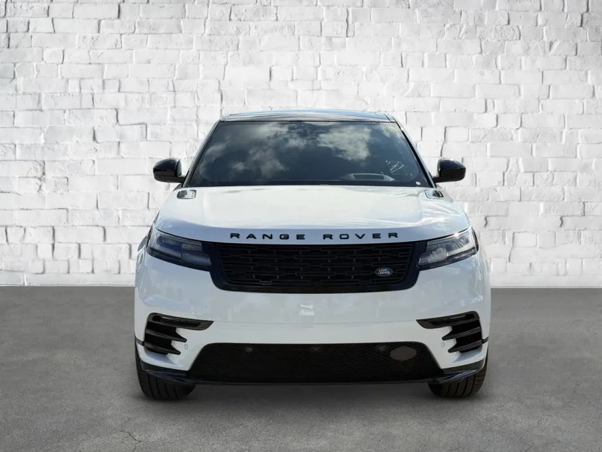 2026 Land Rover Range Rover Velar SE photo 1