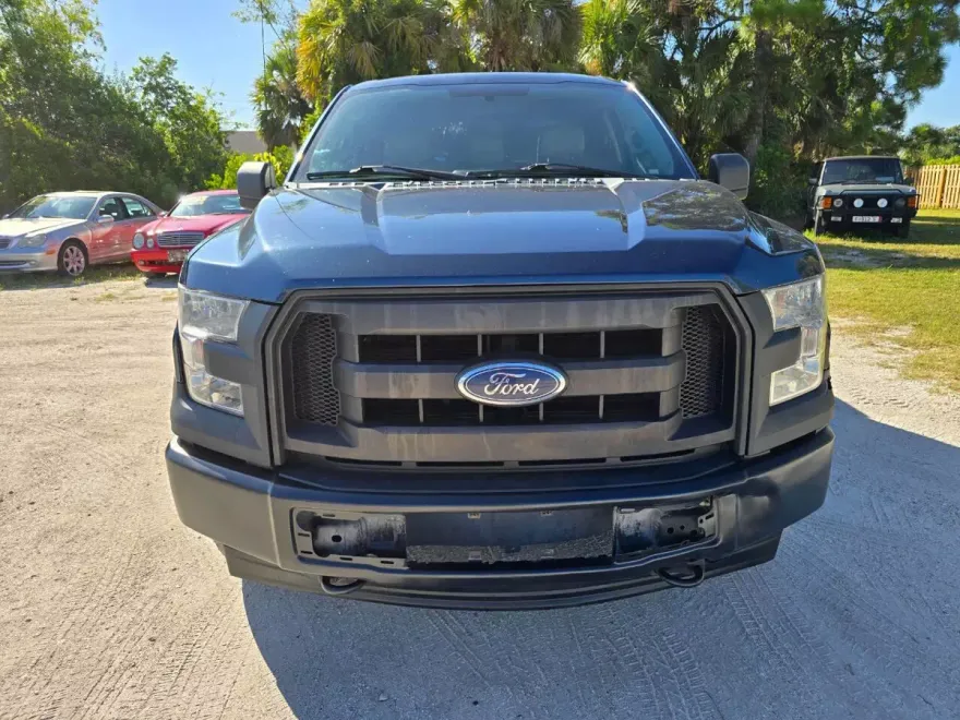 2017 Ford F-150 XL photo 1