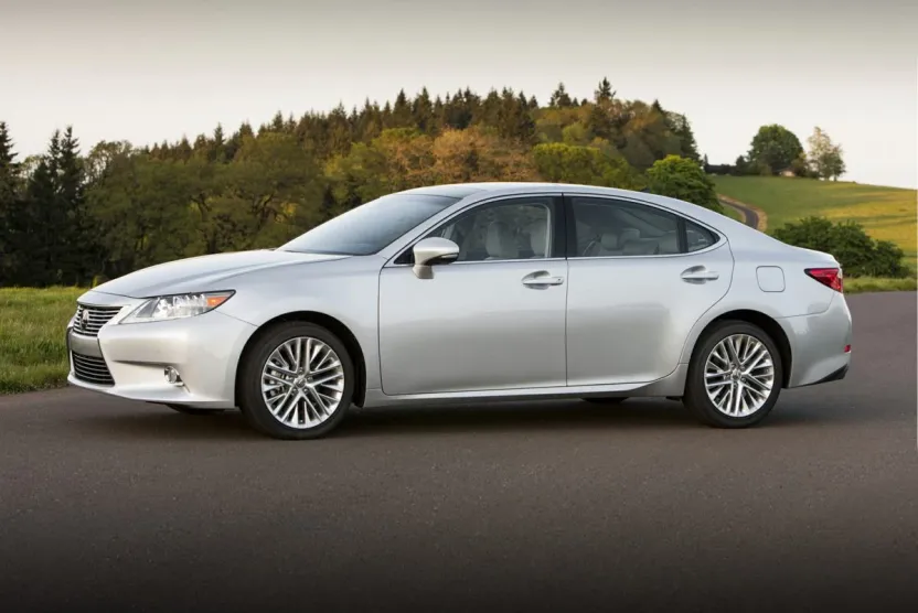 2014 Lexus ES 350 photo 1