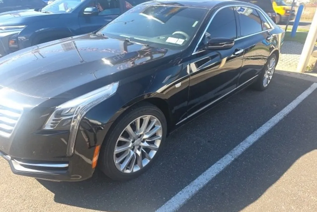 2018 Cadillac CT6 photo 1