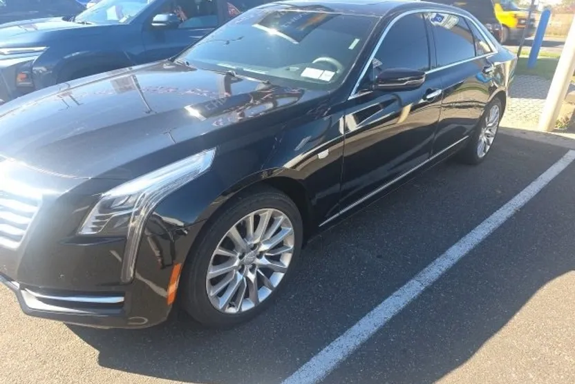 2018 Cadillac CT6 photo 1