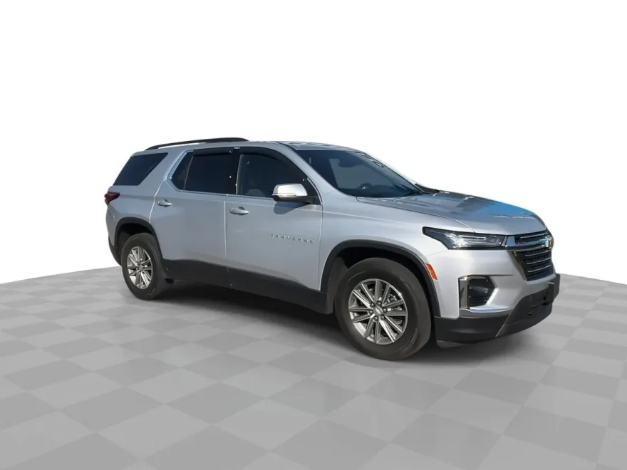 2022 Chevrolet Traverse Cloth photo 1
