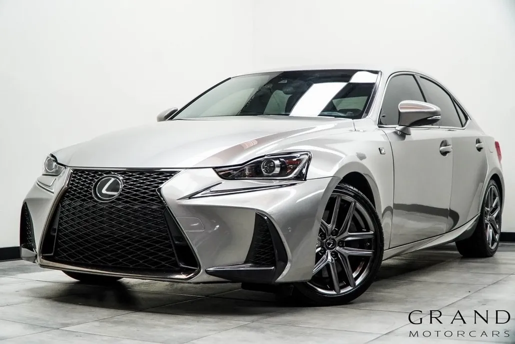 2020 Lexus IS 350 F SPORT photo 1