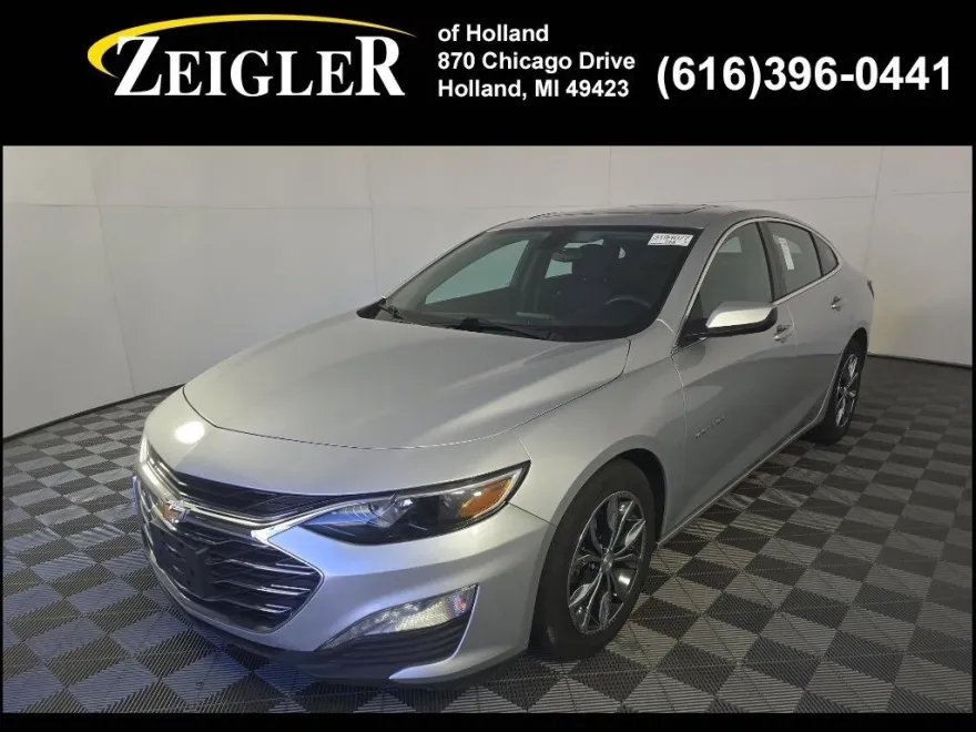2022 Chevrolet Malibu 1LT photo 1