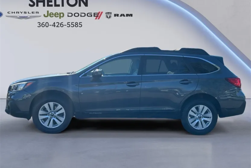 2018 Subaru Outback 2.5i Premium photo 1