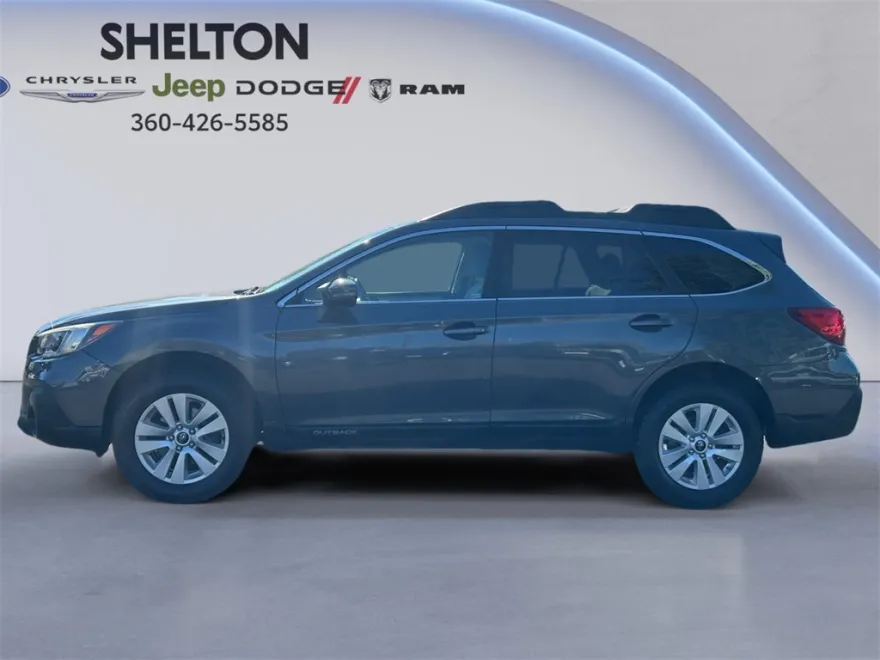 2018 Subaru Outback 2.5i Premium photo 1
