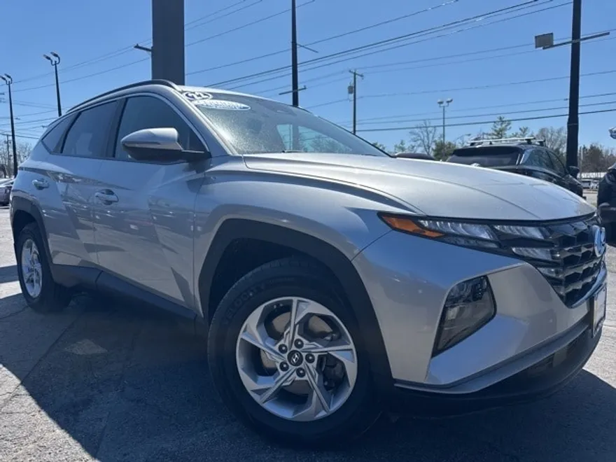 2022 Hyundai Tucson SEL photo 1