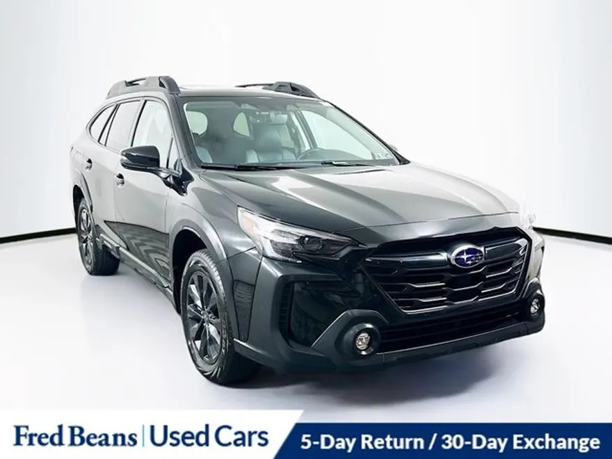 2023 Subaru Outback Onyx Edition photo 1