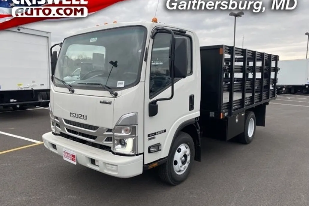 2024 Isuzu NPR-HD photo 1