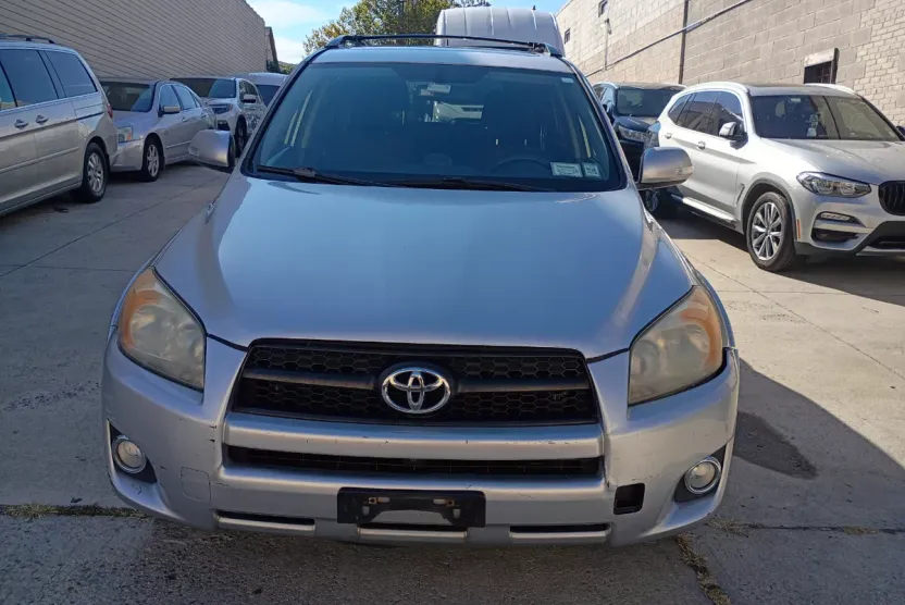 2012 Toyota RAV4 Sport photo 1