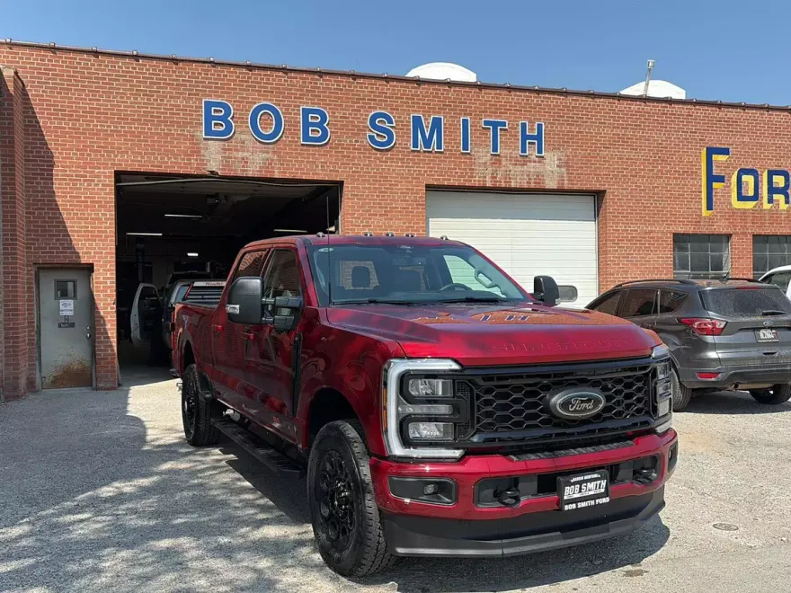 2025 Ford F-350 XLT photo 1
