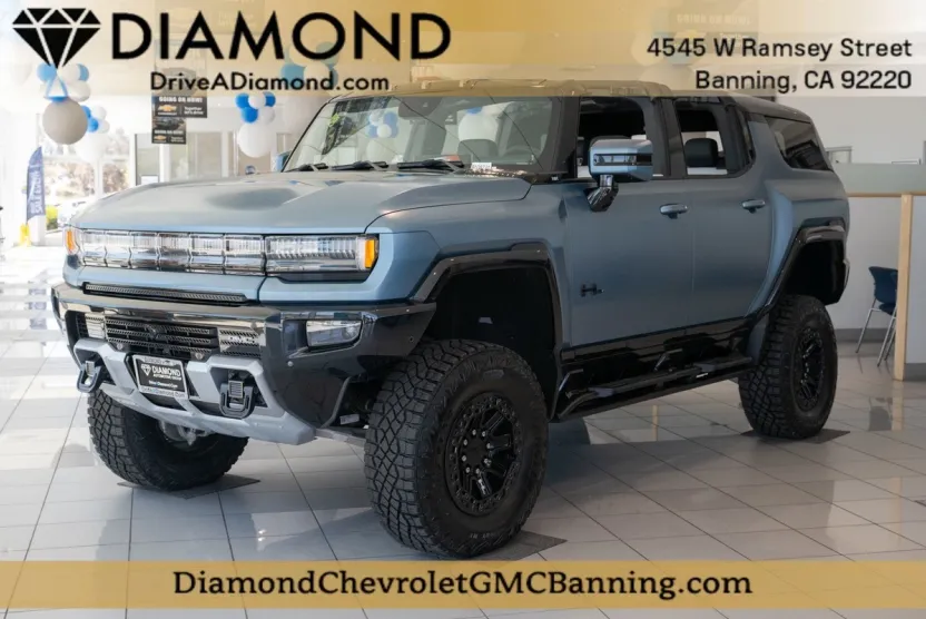 2024 Gmc Hummer EV SUV photo 1