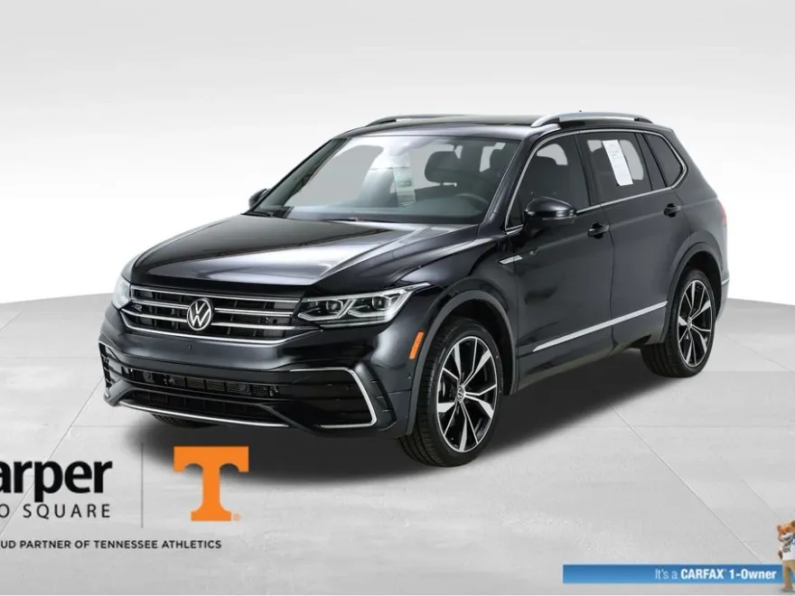 2023 Volkswagen Tiguan SEL R-Line photo 1