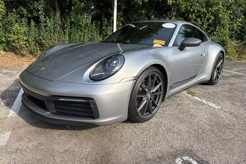 2023 Porsche 911 4 T photo 1