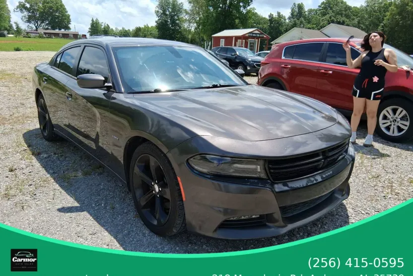 2016 Dodge Charger R/T photo 1