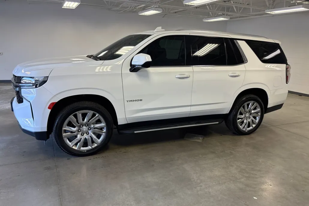 2021 Chevrolet Tahoe LS photo 1