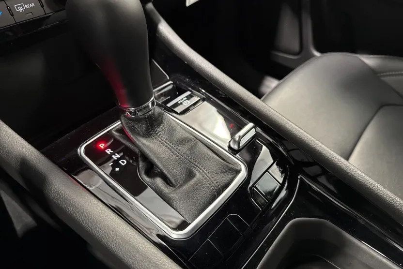2025 Jeep Compass Limited photo 1