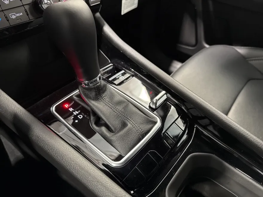 2025 Jeep Compass Limited photo 1