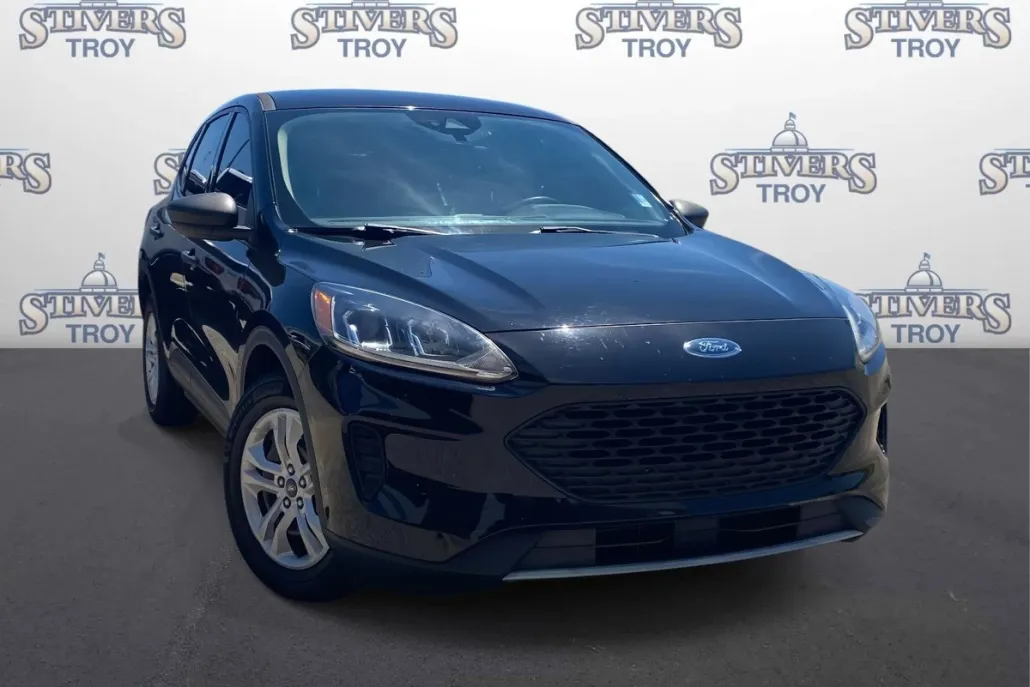 2020 Ford Escape S photo 1