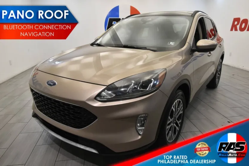2020 Ford Escape SEL photo 1