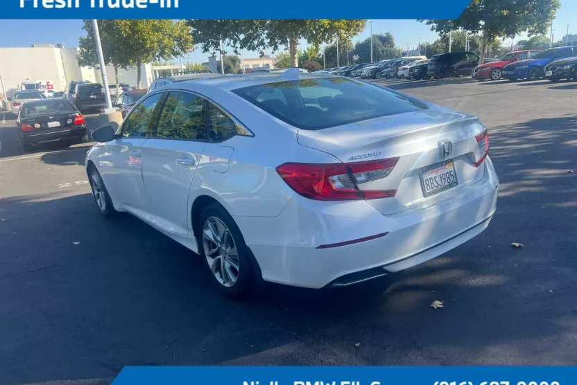 2018 Honda Accord LX 1.5T photo 1