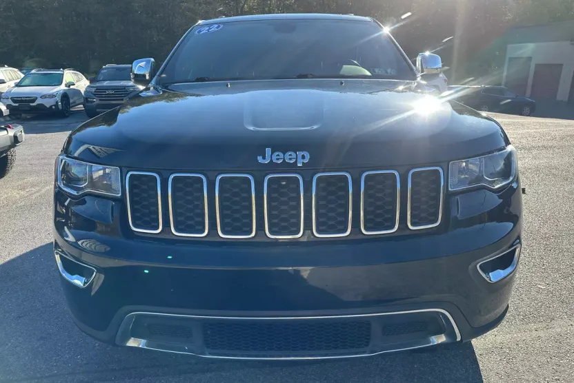 2022 Jeep Cherokee Limited photo 1