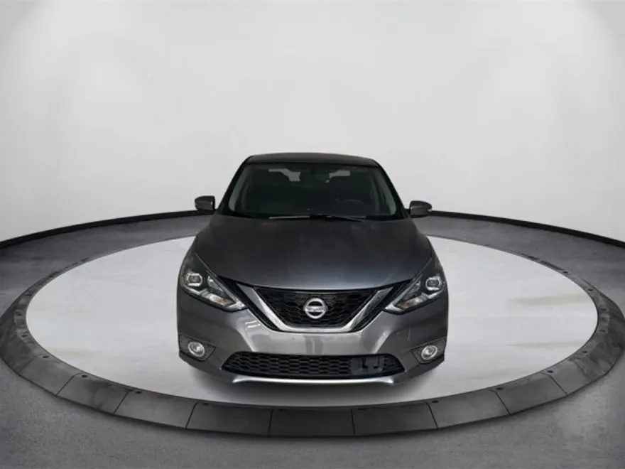2016 Nissan Sentra SR photo 1