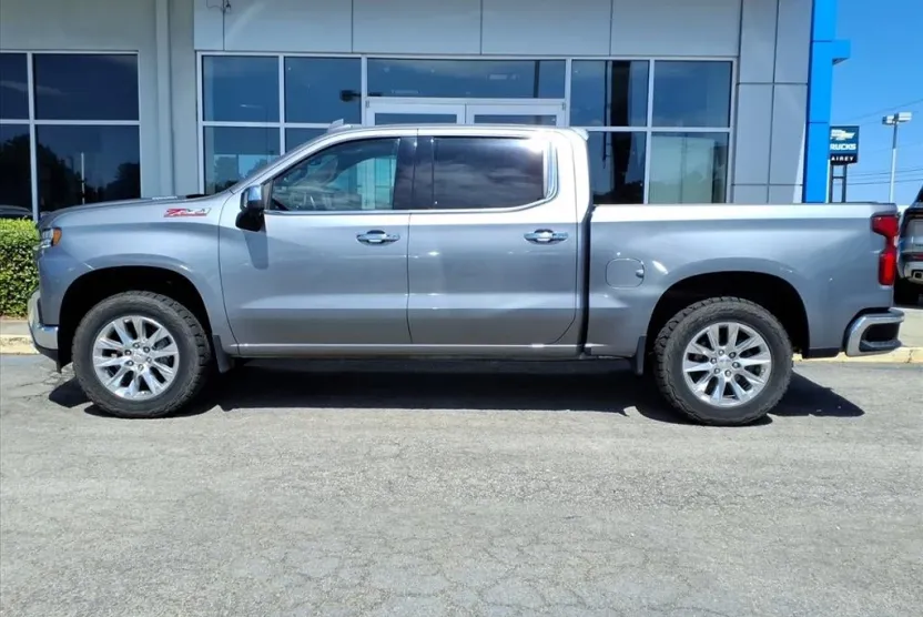 2021 Chevrolet Silverado 1500 LTZ photo 1