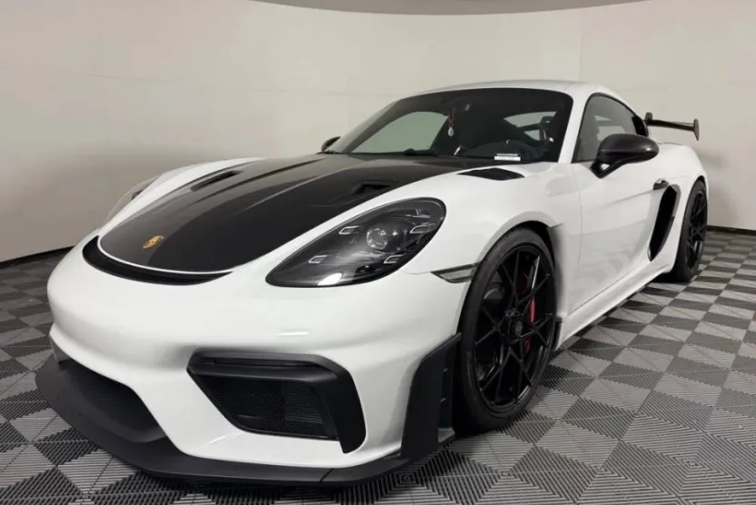 2025 Porsche Cayman GT4 RS photo 1