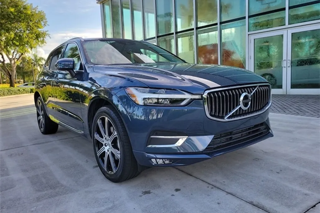 2020 Volvo XC60 T5 Inscription photo 1