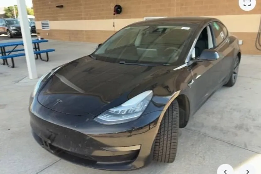 2019 Tesla Model 3 Long Range photo 1