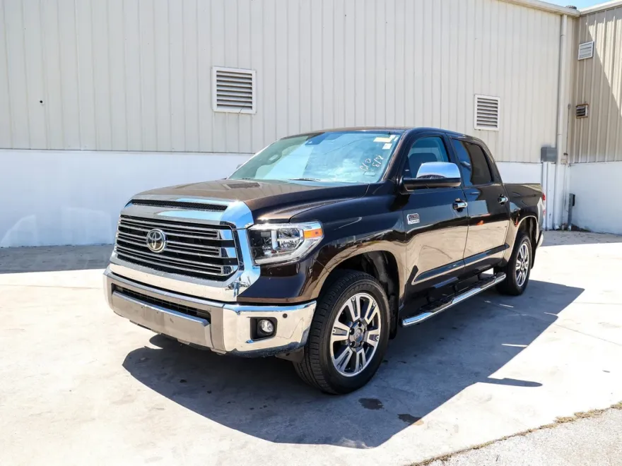 2021 Toyota Tundra Platinum Grade photo 1