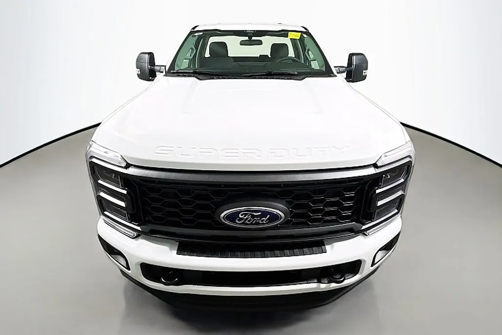 2025 Ford F-350 XL photo 1