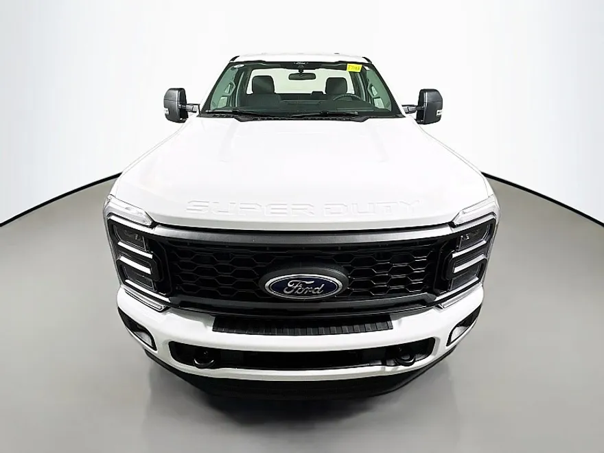 2025 Ford F-350 XL photo 1