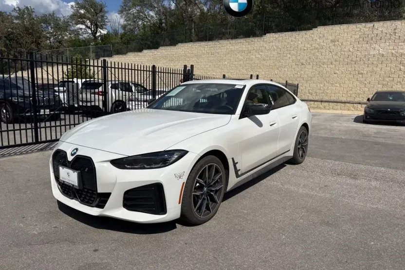 2024 Bmw i4 eDrive40 photo 1
