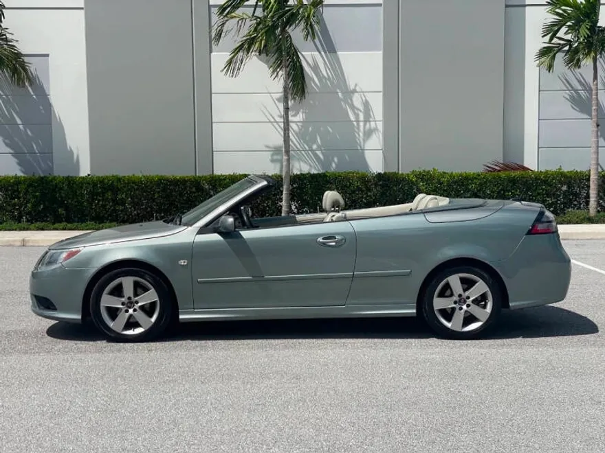 2009 Saab 9-3 Linear photo 1