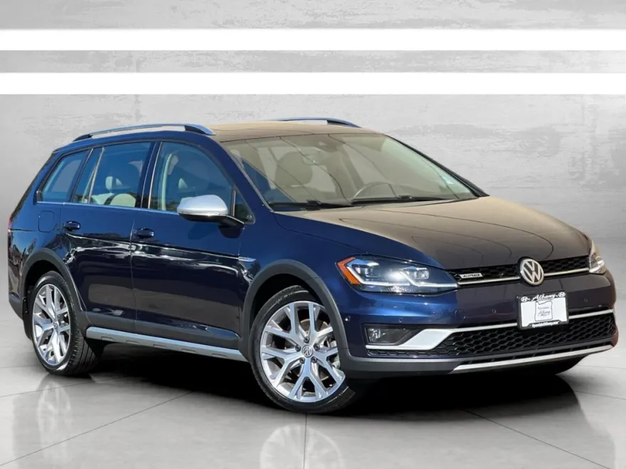 2019 Volkswagen Golf Alltrack TSI SE photo 1