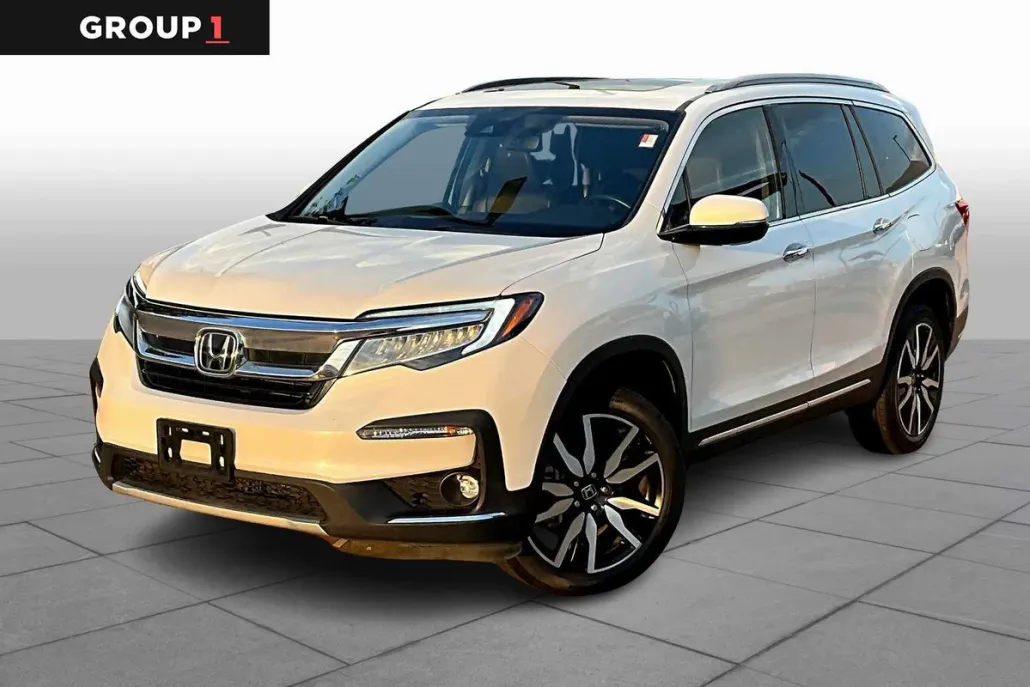 2022 Honda Pilot Touring photo 1