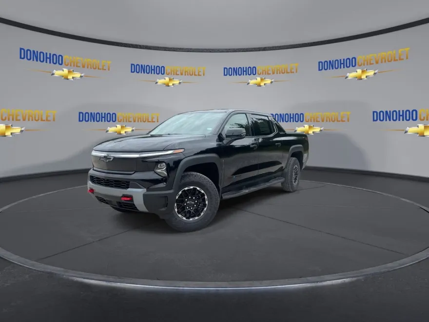 2026 Chevrolet Silverado EV Trail Boss photo 1