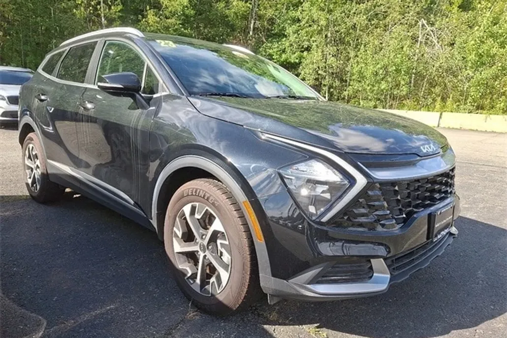 2023 Kia Sportage EX photo 1