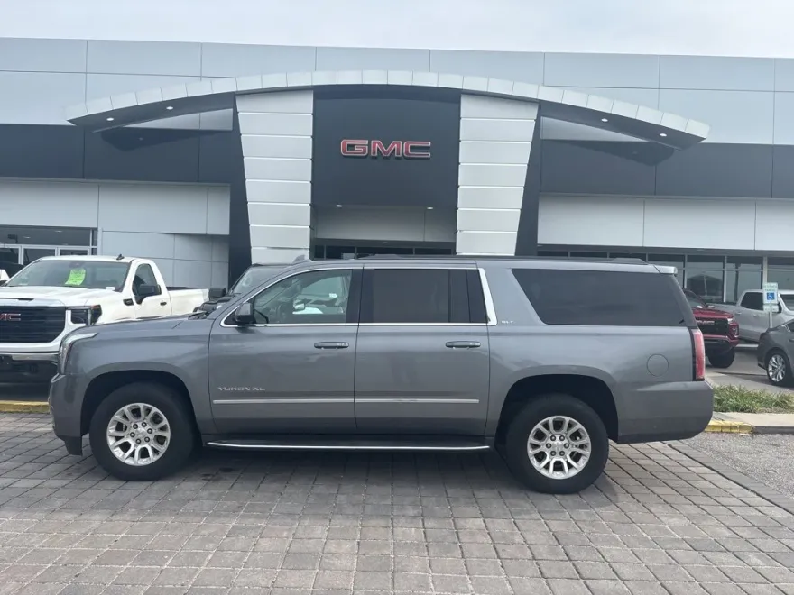 2018 Gmc Yukon XL SLT photo 1
