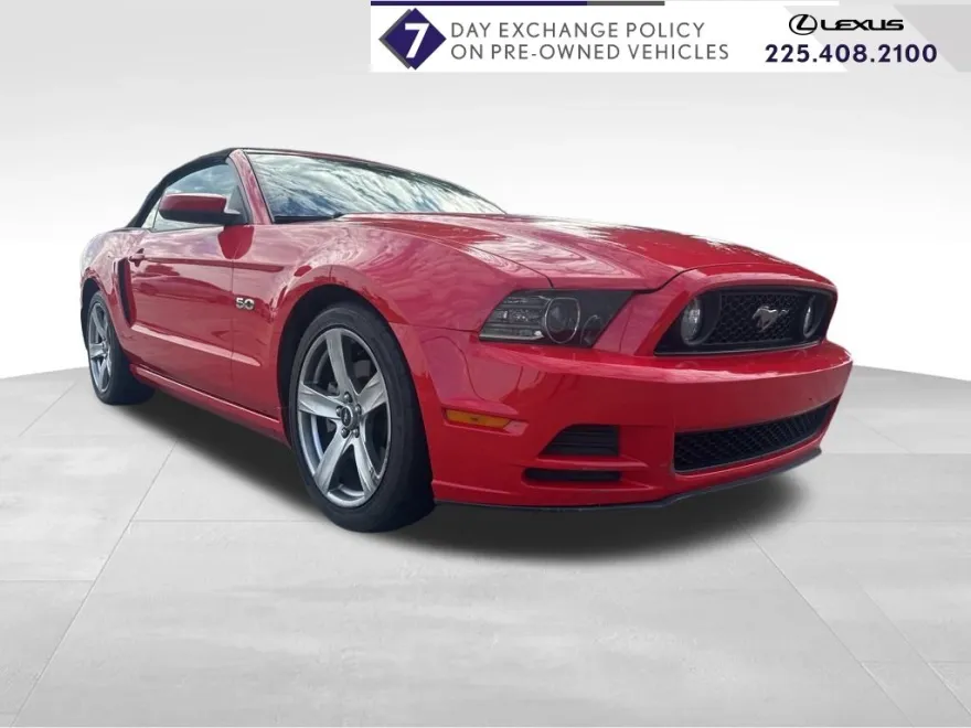 2013 Ford Mustang GT Premium photo 1