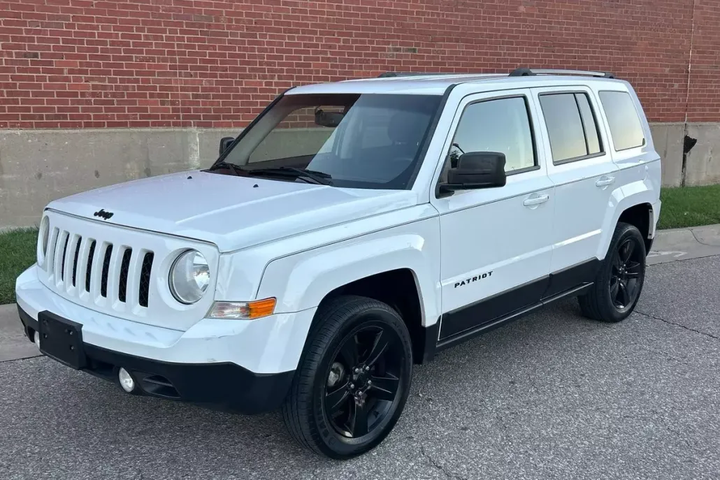 2015 Jeep Patriot Altitude Edition photo 1